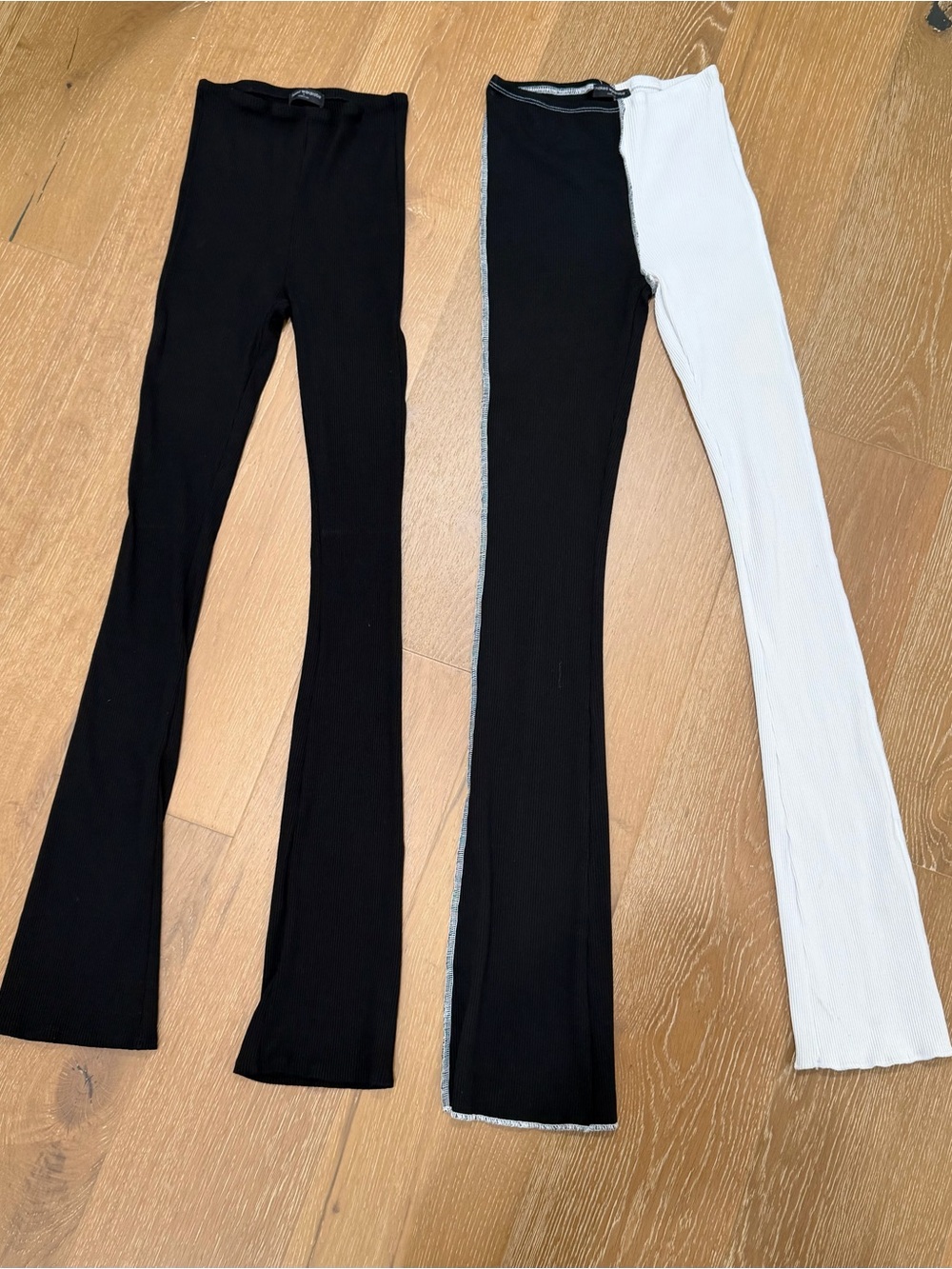 Naked Wardrobe (2pair) Blk and Blk/White Ribbed High Waist Flare Leggings Pants